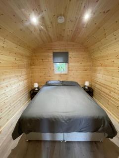 Sutton Fields Pod - - 1
