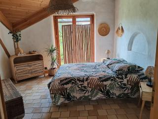 Bioclimatic eco-friendly house near Mauléon - 8