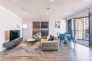 Tranquil 2 Bedroom Stay Between Art and Sky - Brisbane - 4