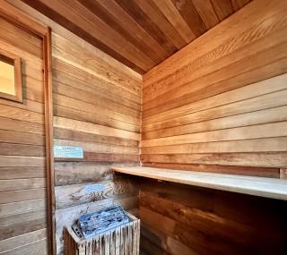 Blue Pine Forest Lodge cabin - 7
