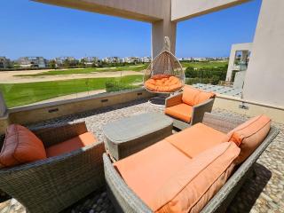 Hacienda Bay Serene 3BR Apartment and Maid's Room - El Alamein - 1