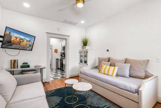 Historic 1 bedroom located near The U of A - Tucson - 4