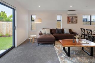 Trentham Stylish 2-BR Retreat - Upper Hutt - 4