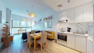 Iris Blue - Colourful One Bedroom in The Marina - 6