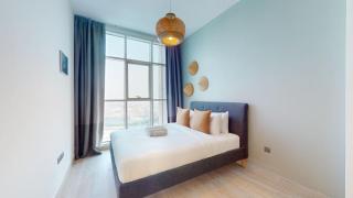 Studio One - Sleek One Bedroom with City View - 8