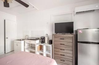 Brand new studio apartment - Vero Beach - 6