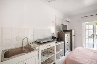 Brand new studio apartment - 5