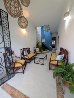 Casa Kiiwik - Luxury Property with a Private Outdoor Pool and Parking in Central Merida - 4