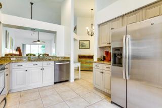 5 Mi to Naples Beach - Getaway with Screened Lanai! - Naples - 2