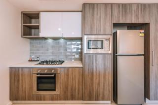 Twin Vibe Bright and Modern 2BR Apartment - Brisbane - 8