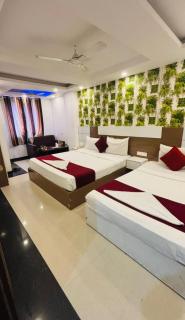 The classic in - New Delhi - 5