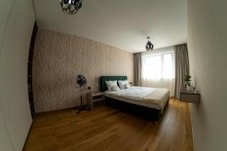 CH Apartments Urban Plaza - 7
