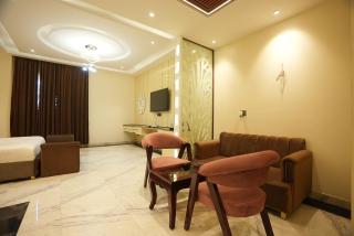 The Riverstone Inn - 7