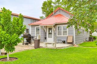 Dtwn Belleville Home with Yard Less Than 1 Mi to High Banks - Belleville - 0