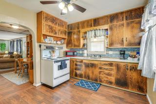 Dtwn Belleville Home with Yard Less Than 1 Mi to High Banks - 8