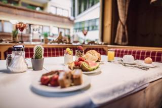 Hotel Martini Kaprun - including summercard & breakfast - Kaprun - 9