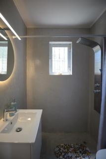 DM Apartment 2 - Only 4' from Rafina Port & 2' from the beach - Rafina - 2