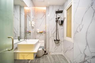 Cozy Le Parc Hotel - Ho Chi Minh City - 2