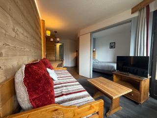 DEUX PIÈCES CHALEUREUX VUE IMPRENABLE Résidence Datcha AU PIED DES PISTES - 8
