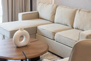 Palm Jumeirah Luxury Apt Direct Beach Access & Views - 9