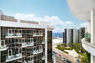 Palm Jumeirah Luxury Apt Direct Beach Access & Views - 8