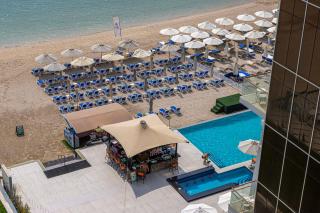 Palm Jumeirah Luxury Apt Direct Beach Access & Views - 4