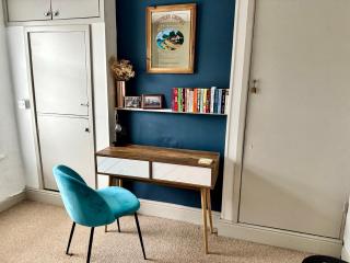 Glynn Street by Switchback Stays - Cardiff - 5