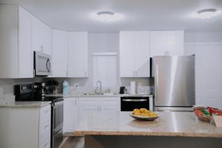 Coastal Haven by Next Step Property Management - Gulfport - 8