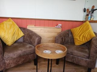 The Journeyman Luxury Shepherds Hut - Barnoldswick - 1