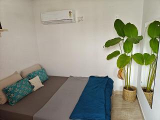 Earthy Homestay - Bangalore - 2