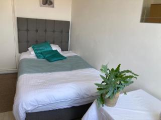 Dean House - Heart of the City, by the historic Dockyard - Portsmouth - 7