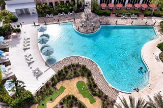 5-Bedroom Private Pool Townhouse - 9