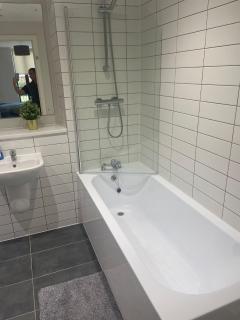 Gorgeous GF 2 Bed 2 bathroom Apartment Liverpool 3 - 3