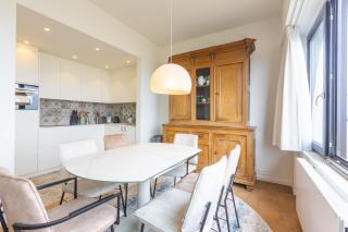 Royal Palace 3 00-04 - Ostende - 4