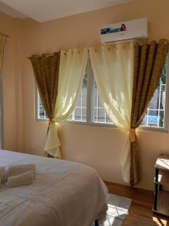 Jenny's White Haven - 6