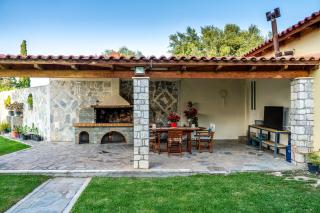 Georgias paradise villa and Garden - 6