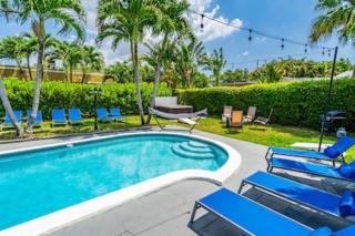 437 NE 107th · Pool Hot Tub Patio 5 Bedrooms 3 BathsParking - 0