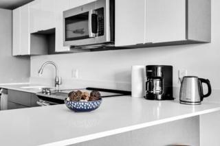 Modern 1BR Apt In Edgewater Free Parking - 7