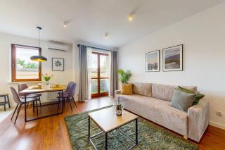 Urban Jungle Apartment With Ac Praga Poludnie - Varsovie - 9