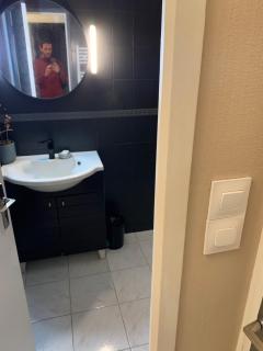 Chambre privée avec SDB et WC dans notre maison - Marsac-sur-lʼIsle - 0