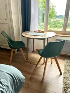 Studio avec entrée indépendante sur un domaine de 9ha avec vue - Vollore-Ville - 1