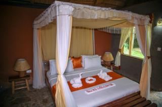 Sharp Island Gorilla Lodge, Lake Bunyonyi - 3