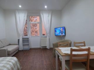 Pleasant apartment with terrace, 1 min. from metro - Prague - 2