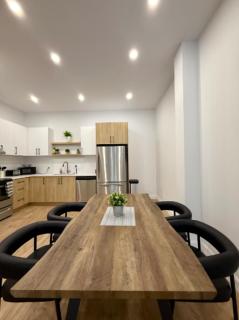 The Royale Apartments 1 - 1