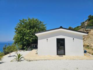 Sebi's Chalet with Sea View - Vlorë - 6