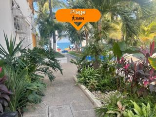 Le Petit Bonheur - Peaceful Rooftop - 3 min Beach - 8