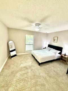 Cozy retreat 1Br 1Ba near hospital and tollway - 5