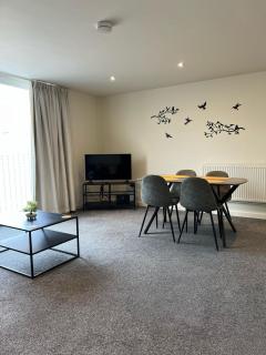 Contractor Convenience - city central - Southampton - 5