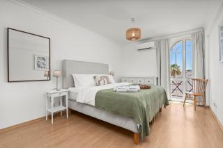 Elegant Flat with Pool & Balcony by HostWise - Tavira - 8