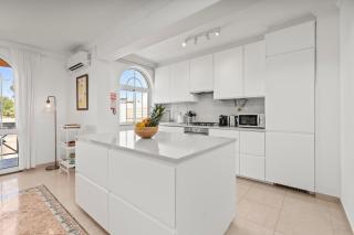 Elegant Flat with Pool & Balcony by HostWise - Tavira - 6